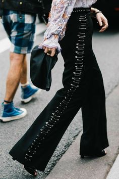 La Fashion Week, Rock Punk, Couture Week, La Fashion, Cool Street Fashion, Looks Style, Mode Inspiration, Street Style Outfit