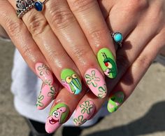 Cartoons Nails, Spongebob Nail Art, Pink Flower Border, Spongebob Gary, Border Nails, Character Themes