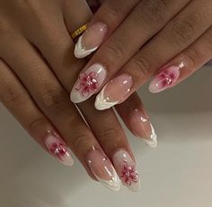 Nail Idea With Flowers, Red Flower Design Nails, Pink Orchid Nails, Jelly Flower Nails, Almond Nails Flowers, Sculpted Flower Nails, 3 D Nails, Orchid Nails, Lily Nails