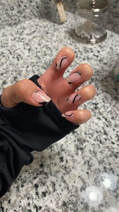 Real Nails Inspiration, Minimalist Nails Dip Powder, Black Nail Designs Wedding, Black And Natural Nail Designs, Clear With Black Design Nails, Black Swirl Nails Short, Natural Nails Black Design, Clear Nails Black Design, Clear And Black Nail Designs