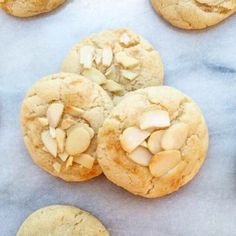 several cookies with white chocolate chips on top