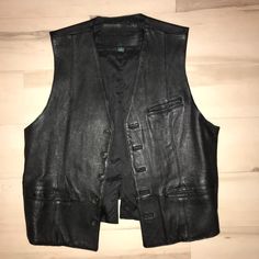 Black Vintage Leather Vest, New Without Tags Size Medium Black Business Vest For Fall, Black Leather Vest For Fall, Classic Black Leather Vest, Black Casual Leather Vest, Casual Black Leather Vest, Black Leather Vest Outfit, Goth Vest, Vintage Leather Vest, Black Monochrome