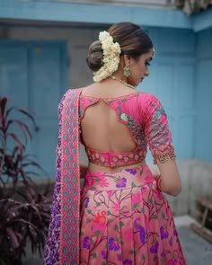 Wedding Lehenga Blouse, Blouse Back Designs, Lehenga Blouse Design, Bridal Lehenga Blouse, Blouse Lehenga, Blouse Designs High Neck, Lehenga Saree Design