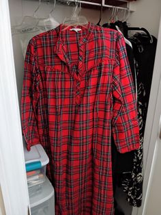 Charter Club Intamites - Red plaid Nightgown  - Women's Size Large - Women's nightclothes  - 100% Cotton Flannel Nightgowns - Nightgowns  From my own collection  Mint condition, only worm a few times at Christmas time  47" long 26.5" pit to pit 5 button up front Sleeve almost long sleeve:  15.5" inner sleeve, 22.5" outter sleeve from the shoulder Red Sleepwear For Fall, Plaid Sleepwear For Pajama Party In Fall, Red Fall Sleepwear, Red Cotton Nightgown For Pajama Party, Red Cotton Nightgown For Sleepover, Plaid Long Sleeve Sleepwear For Fall, Red Cotton Nightgown For Loungewear, Casual Plaid Sleepwear For Overnight, Red Long Sleeve Nightgown For Bedtime