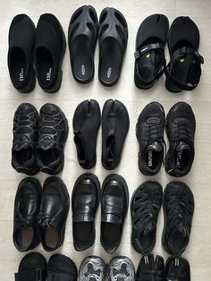 Shoe Rotation, Best Clothing Brands, Hype Clothing, Mens Fashion Wear, Cinderella Shoes, Cute Slippers, Mens Outfit Inspiration, Fancy Shoes, Aesthetic Shoes