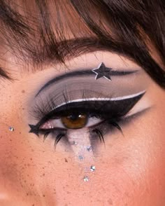 Black And White Eyeshadow, 80s Makeup, Retro Makeup, Work Makeup, Star Makeup, Goth Makeup