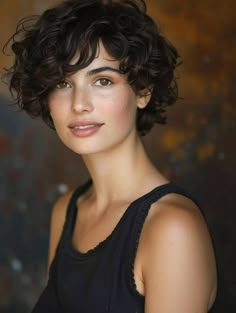 Curly Wavy Short Haircut, Edgy Curly Short Hair, Haircuts For 40 Year Old Women 2024, Short Fine Wavy Hair, Short Haircut For Curly Hair, Shirt Hair Cuts, Short Wavy Hairstyles For Women