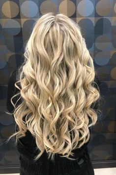 Long Waved Hair Wedding, Curled Hair Blonde Formal, Long Blonde Hair Perm, Curls For Homecoming, Pretty Curls For Long Hair, Prom Hairstyles Blowout Curls, Senior Picture Hairstyles Curls, Hairstyles For Prom Curls