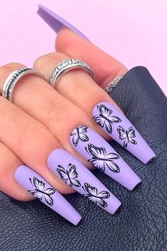 Long Matte Purple Acrylic Fake Nails with Butterflies Lilac Nails Design, Butterfly Press On Nails, Matte Pink Nails, Nails Ballerina, Quinceanera Nails, Butterfly Nail Designs, Matte Purple, Purple Nail Art, Lilac Nails