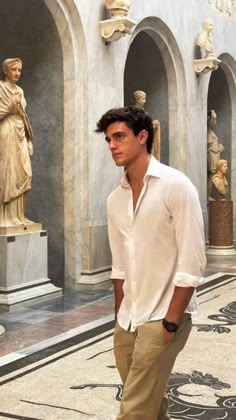 #xavierserrano #boy #husband #oldmoney #aesthetic Guy Fits, Herren Style, Classy Outfits Men, Outfits Hombre, Men Stylish Dress, Mens Outfit Inspiration, Cool Outfits For Men