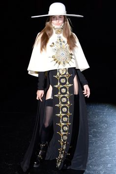 Fausto Puglisi, Fashion Costume, Fantasy Fashion, Fall 2017, Character Outfits, Costume Design, Aesthetic Clothes, Runway Fashion