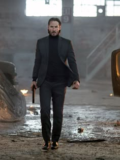 John Wick Turtleneck, Suit And Turtleneck Men, John Wick Outfit, Suit With Turtleneck Men, John Wick Costume, John Wick Suit, Suit With Turtleneck, John Wick Style, Mens Turtleneck Outfits