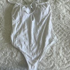 Nwt White Aerie Swimsuit. Perfect For A Bride Or Bachelorette Beach Trip! Summer Bodysuit With Lined Body, Spring Vacation Bodysuit, Spring Vacation Summery Bodysuit, White Bodysuit For Beach Season, White Vacation Beach Bodysuit, Beachy One-piece Bodysuit For Spring, Spring Beachy One-piece Bodysuit, White Summer Bodysuit For Vacation, Summer White Bodysuit For Vacation