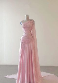 Item Details ： Product Number : SD1435 Silhouette: A Line Sleeves : Sleeveless Back Style: Zipper Elegant Extravagant Dresses, Pink Vintage Prom Dress, Pink Gown Aesthetic, Pink Dress For Prom, Etheral Dresses, Fairy Bridesmaid Dresses, Royal Outfits Princesses, Pink Aesthetic Dress, Full Sleeve Dress