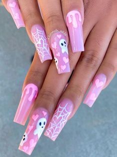 Nails Art Winter, Nails Art Easy, Halloween Nails 2022, Aesthetic Halloween Nails, Nails Art Simple, Acrylic Nail Art Ideas, Halloween Nail Design, Nail Art Trendy, Decoration Nails