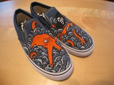 Vans For Kids, Vans Ideas, Custom Painted Vans, Canvas Shoes Diy, Sharpie Shoes, Vans Shoes Fashion, Shoes Painting, Painted Shoes Diy, Vans Skate Shoes