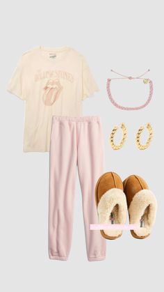 Preppy Comfy Outfits, Preppy Lounge Wear, Utah Outfits, Preppy Mom, Cute Outfits For School