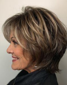 Age gracefully with these sophisticated short haircuts for women over 60. Our collection of 36 styles will leave you looking refreshed and stylish. Check them out and follow us for more great hair ideas! Fall Hair Inspiration, Short Pompadour, Pomade Style, Chic Short Haircuts, Tousled Hair, Long Hair On Top, Chic Hair, Inspiration For Women