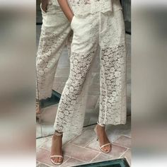 New With Tag Zara S/S 2024 Collection Pants With A High Waist And Front Pockets. Interior Lining. Cropped Straight Leg. Front Zip. Inner Button, And Metal Hook Closure. White| 3278/490 Outer Shell 72% Polyamide 28% Cotton Lining 100% Viscose Which Has At Least Outer Shell 30% Rcs-Certified Recycled Polyamide Elegant Slim Fit Pants For Brunch, Spring Party Bottoms With Tapered Leg, Chic Tapered Leg Spring Pants, Chic Tapered Leg Pants For Spring, Chic Wide Leg Pants For Brunch, Chic Spring Tapered Leg Pants, Elegant Tapered Leg Pants For Day Out, Summer Tapered Leg Pants For Party, Elegant Straight Leg Pants For Day Out