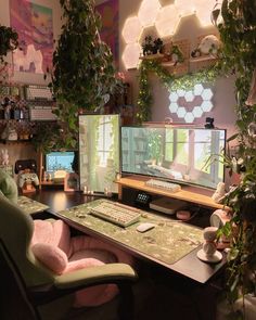 Cozy Setup Gaming, Cozy Office Game Room, Cute Pc Desk Setup, Cozy Ps5 Setup, Gaming Set Up In Living Room, Gaming Desktop Setup Aesthetic, Cozy Aesthetic Gaming Setup, Home Office Streaming Setup, Cottagecore Gamer Setup