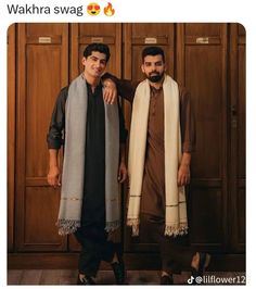 Kurta Pajama Men Wedding, Pakistani Mens Shalwar Kameez, Shalwar Kameez Designs, Indian Retro, Wedding Kurta For Men, Kurta Pajama Men, Stylish Mens Suits, Wedding Dresses Men Indian, Gents Kurta Design