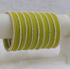 Chudiya Indian Bangles, Green Bangles, Beaded Wedding Jewelry, Silk Thread Bangles Design, Bridal Jewellery Inspiration, Wedding Jewelry Sets Bridal Jewellery, Thread Bangles Design, Unique Bangle, Bridal Jewellery Design