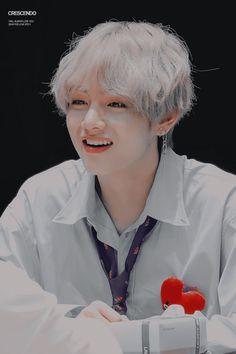 Boy Korean, V Smile, Smile Icon, Smile Wallpaper, Taehyung Fanart