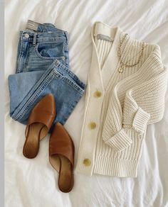 Everlane Cardigan, Chique Outfit, Winter Fit, Paris Mode, Cooler Look, Inspiration Mode, Looks Style, Fall Winter Outfits