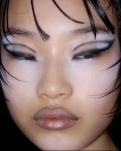 Catwalk Makeup, Graphic Makeup, Ethereal Makeup, Dope Makeup, Makeup Eye Looks, Editorial Makeup, Makeup Goals, Creative Makeup, Aesthetic Makeup