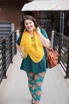 #lularoe #perfecttee #livelovelularoeboutique Fall Maternity Style, Styling Leggings, Pregnancy Fashion Fall, Lily Jade, Yellow Leggings, Outfit Combos, Yellow Accessories, Fall Maternity