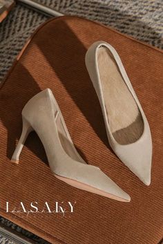 Lasaky - Elegant Pointed Toe Pumps with Sleek Slim Heel and Luxurious Velvet Uppers Shoes Dressing, Dressing Style, Pumps Heels Stilettos, Suede Fashion, Super High Heels, Patent Leather Heels, Fashion Heels, Stiletto Pumps, Suede Heels