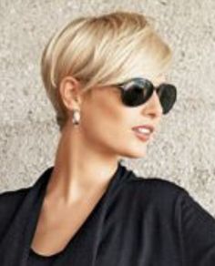 Fine Hair Cuts, Short Hair Wigs, Haircuts For Fine Hair, Short Blonde Hair, Short Hair Styles Pixie, Pixie Hairstyles, Short Hair Cuts For Women, Great Hair, Hair Dos