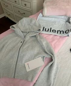 Lulu Outfits, Lululemon Outfits, Cute Preppy Outfits, Clear Bag, Dinner Outfits