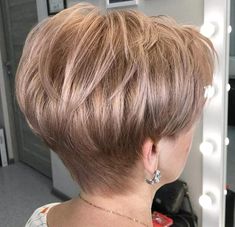 60 Year Old Hairstyles Fine Hair, Short Stacked Hair Undercut, Stacked Pixie Haircut, Back Of Pixie Haircut Neckline, Short Pixie Bob Hairstyles, Short Stacked Wedge Haircut, Short Wedge Hairstyles, Short Bob Pixie