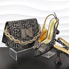 Fashionable Italian Shoes and Bag Set Nigerian wedding shoes and bag set African Wedding Jewelry, African Shoes, African Bag, Luxury Party, Diamond Decorations, Bridal Accessories Jewelry, Bags And Shoes, Italian Women, Italian Shoes