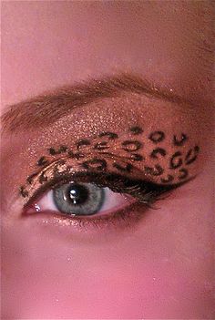 Cool Cheetah Print Makeup, Leopard Makeup, Y2k Makeup, Pin Search, Beauty Hair Makeup, Makeup Designs, Love Makeup, Artistry Makeup, Face Art