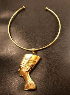 Egyptian collar necklace with brass Nefertiti pendant Egypt Accessories, Nefertiti Pendant, Egyptian Collar, Egyptian Aesthetic, Egyptian Necklace, Egyptian Beauty, Necklace Ideas, Collar Necklace, Beverly Hills