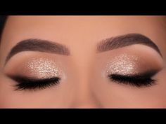 Soft Glitter Eye Makeup, Glitter Eyeshadow Tutorial, Glamorous Eye Makeup, Eye Makeup Glitter, Beginner Youtube, Party Eye Makeup, Golden Eye Makeup, Maquillage Yeux Cut Crease, Wedding Hairstyles And Makeup