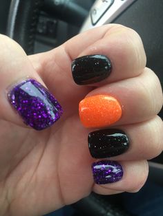 Dip Nails Halloween, Halloween Dip Nails, Halloween Dip, Halloween Nail Colors, Halloween Nails Diy, Spring Nails Ideas, Holloween Nails, Nail Art Halloween, Cute Halloween Nails