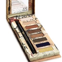 Perfect Gifts Urban Decay Eyeshadow Palette Bring Out To Life Your Statement Speaking Eyes Office To Party Ready Colors Jean Basquiat, Urban Decay Eyeshadow Palette, Urban Decay Eyeshadow, Urban Decay Makeup, Gold Colors, Eye Palette, Makeup Eyeshadow, Urban Decay, Eyeshadow Palette