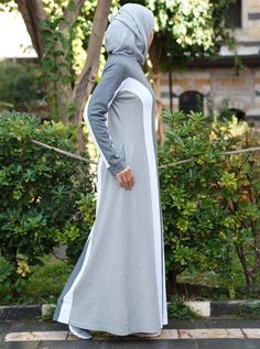 Colorblock Athleisure Maxi Dress - Maxi Dresses - Women Luxury Full Length Elastane Maxi Dress, Luxury Floor-length Rayon Maxi Dress, Athleisure Maxi Dress, Casual Long Sleeve Dress With Back Zipper, Casual Gray Stretch Maxi Dress, Casual Stretch Dress With Side Slits, Casual Long Sleeve Dresses With Zipper Closure, Casual Long Sleeve Dresses With Side Slits, Sporty Long Sleeve Dress