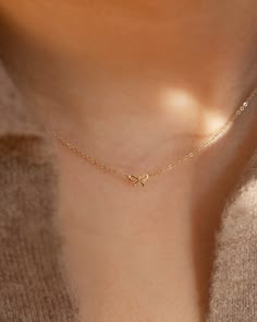 Cute Small Necklaces, Aesthetic Dainty Jewelry, Cute Necklaces Gold, Classy Jewelry Aesthetic, Cute Gold Necklace, Crochet With Wire, Elven Tree