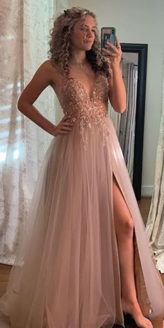 Dresses School, Glitter Prom Dress, Glitter Prom Dresses, Graduation Party Dresses, 2020 Prom Dresses, Winter Formal Dresses, Dresses Unique, V Neck Prom Dresses