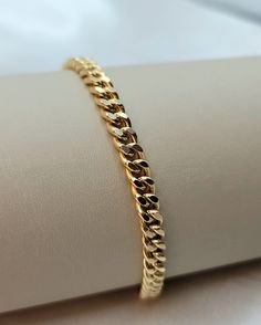 --- Crafted in GUARANTEED HIGH-QUALITY 14-Karat GOLD -- Pure Gold Material, Not Gold-Filled or Plated --- At a 6 millimeter thickness this bracelet chain is available in 7 to 9 inches lengths.  7 inches - 6 millimeter - 5.66 gr (gram weights) 7.5 inches - 6 millimeter - 6.20 gr  8 inches - 6 millimeter - 6.67 gr 8.5 inches - 6 millimeter - 7.10 gr  9 inches - 6 millimeter - 7.65 gr Closer: Lobster claw Style: Miami Cuban - 14K Gold Closure: Lobster Claw ( Strong and Durable )  Please feel free t Real Gold Bracelets, Cuban Bracelet Men, Gold Bracelets For Men, Cuban Bracelet, Luxe Jewelry, Miami Cuban, Precious Jewels, Bracelet Chain, Women Birthday