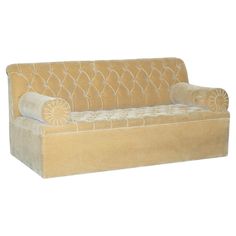 an image of a couch that is yellow