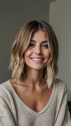 29 Blunt Bob Hairstyles for the Modern Professional Mom Haircut, Mom Haircuts, Haircut Inspiration, Trendy Mom, Blonde Bobs, Haircut Ideas, Great Hair, Blonde Hair Color