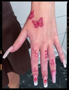 Red Butterfly Tattoos Inspiration  - Baddie Tattoos Inspiration Butterfly Hand Tattoo, Pink Tattoo, Hand Tattoos For Girls, Hand And Finger Tattoos, Cute Hand Tattoos, Pretty Hand Tattoos, Red Ink Tattoos, Hand Tattoos For Women