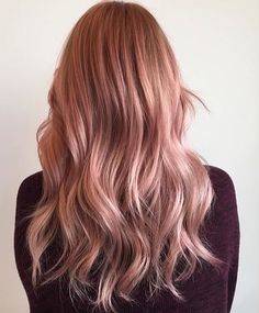 Pink Baylage Hair Blonde, Spring Balayage, Dark Strawberry Blonde Hair, Rose Gold Hair Blonde, Blond Rose, Baylage Hair, Balayage Long Hair, Light Pink Hair, Hair Color Rose Gold