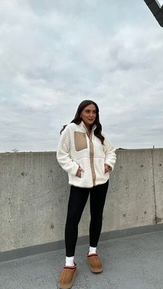 Cozy style, outfit for fall, outfit for winter, cozy clothes, colder month athleisure Cozy Clothes, Iconic Outfits, Outfit For Fall, Cozy Style, Cozy Outfit, Cozy Fashion, Cozy Fall, Winter Outfit, Outfit Idea