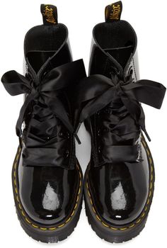 Ribbon Logo, Doc Martens Boots, Boots Ideas, Patent Boots, Martens Boots, Dr Martens Black, Dr Martens Boots